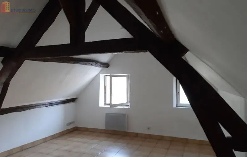 Studio 23m² Trie-Château - Centre-ville, parking - Photo 7
