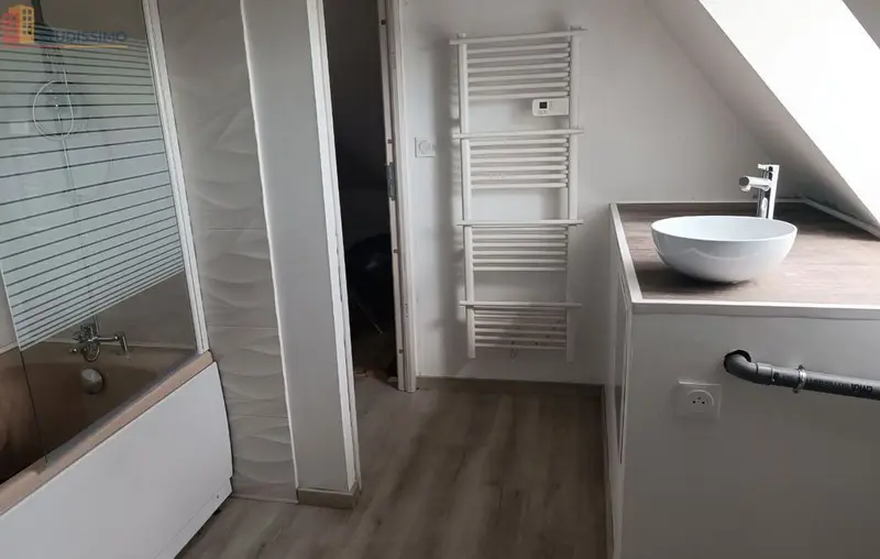Studio 32m² Grandvilliers 60210 - Lumineux, étage élevé - Photo 1