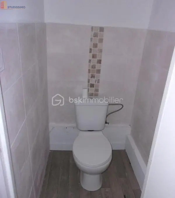 Studio 30m² Villefranche-de-Rouergue - Étage 2/4 - Photo 1