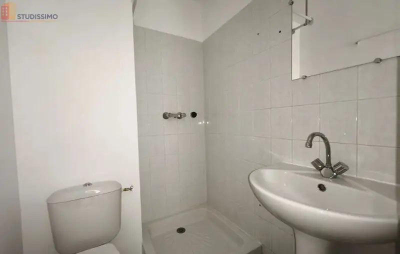 Studio 18m² Rodez - Étage 3, DPE D - Photo 4