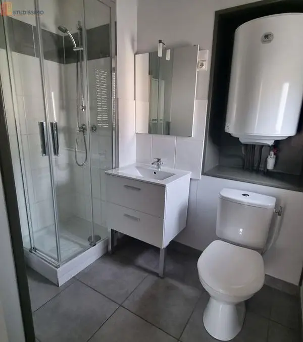 Studio meublé 23m² Argentan - Meublé, 1er étage - Photo 2