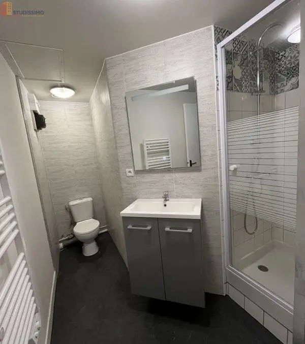 Studio 27m² Aurillac - C (DPE) - Photo 2