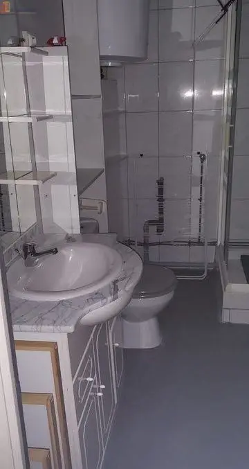 Studio meublé 28m² L'Aigle 61300 - Meublé, DPE C - Photo 5