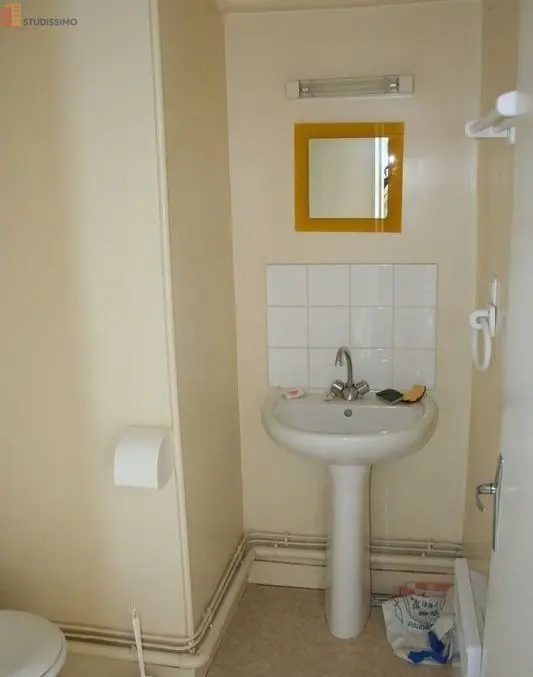 Studio meublé 17m² Flers centre - Plein centre-ville, 3e étage - Photo 1