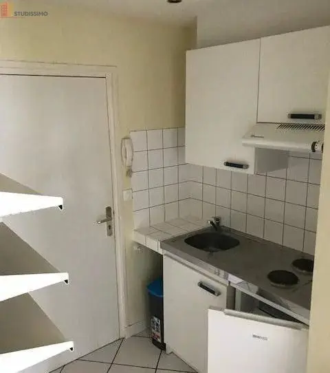 Studio meublé 21m² Boulogne-sur-Mer - Meublé, 1er étage - Photo 5