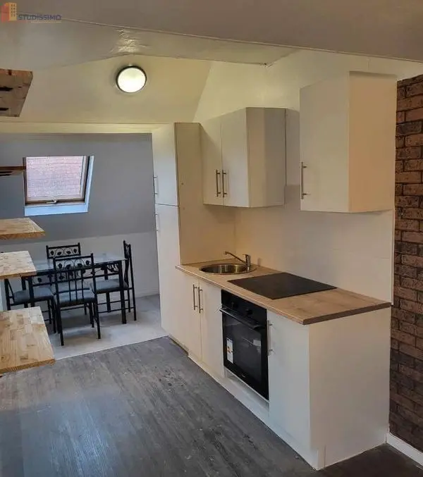 Studio meublé 28m² Calais 62100 - Mezzanine, charmant - Photo 1