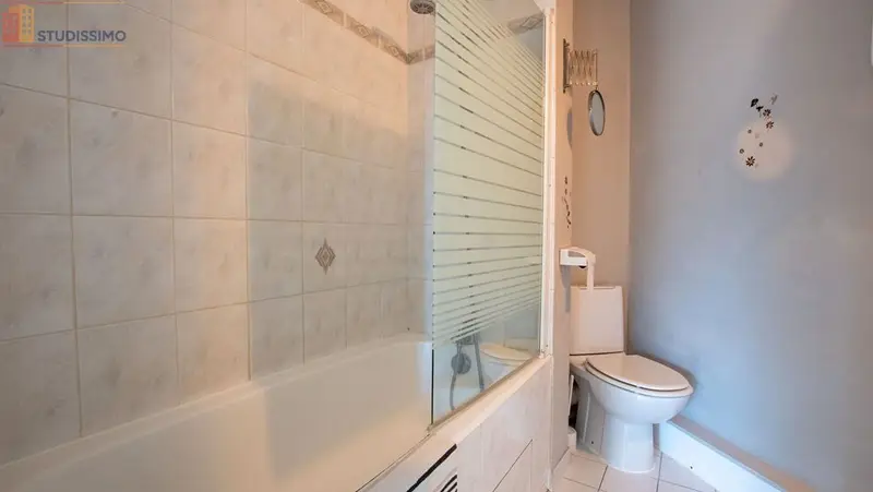 Studio 28m² La Rochelle - Étage 1, DPE D - Photo 3