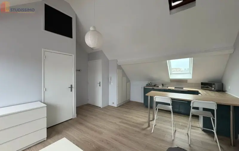 Studio meublé 22m² Boulogne-sur-Mer centre - Lumineux, dernier étage - Photo 3