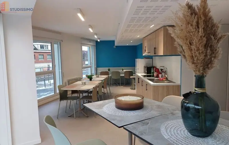Studio meublé 19m² Lens 62300 - Meublé, adapté étudiant - Photo 9