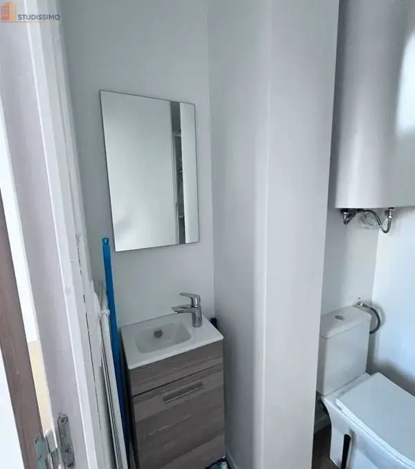 Studio meublé 20m² Calais - Rénové, face au Beffroi - Photo 2