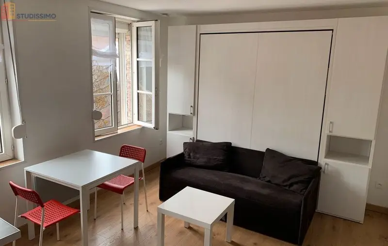 Studio meublé 18m² Arras centre - Lumineux, dernier étage - Photo 2