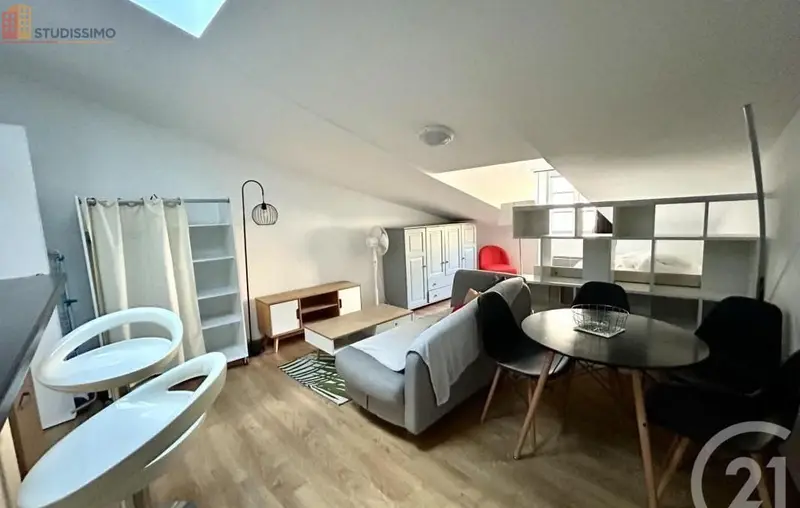 Studio 21m² La Rochelle - étage 3, DPE D - Photo 2