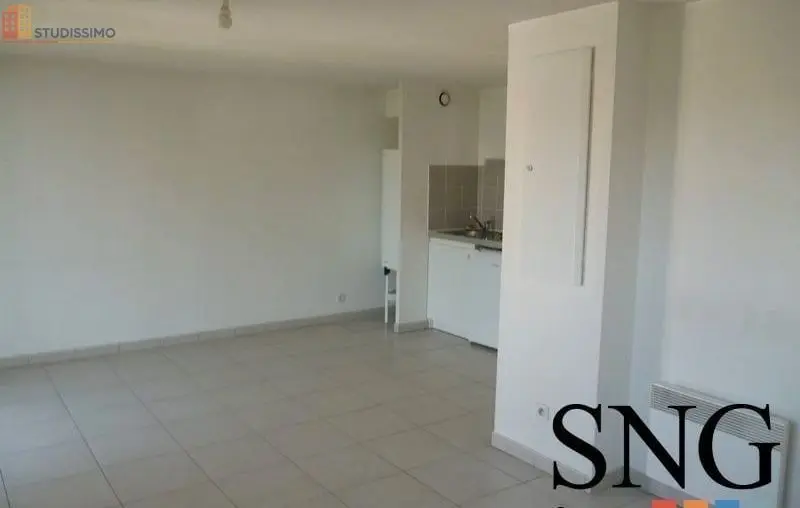 Studio 28m² Tarbes - - Photo 10