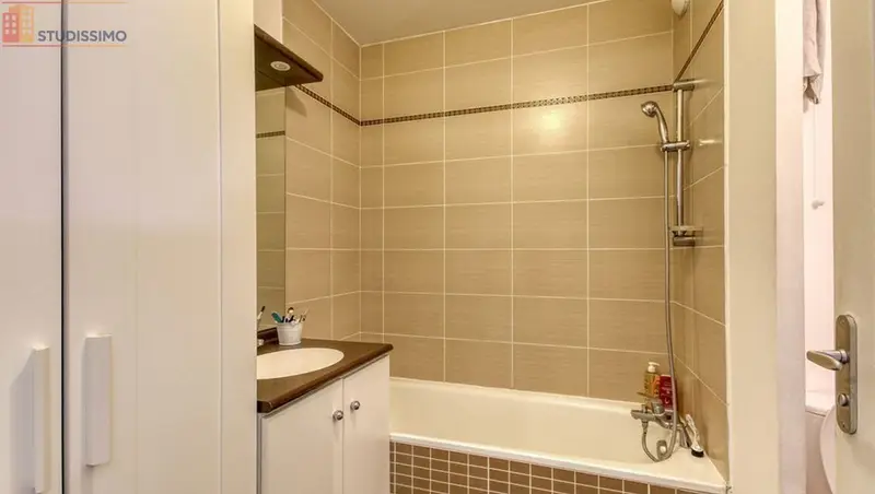 Studio 26m² Clermont-Ferrand 63100 - Box privatif, Quartier Champfleuri - Photo 1