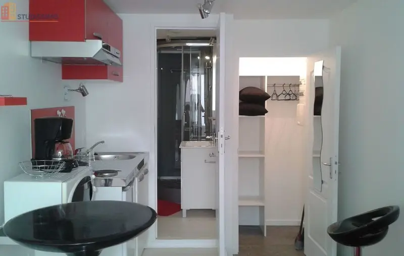 Studio meublé 18m² Issoire - Meublé, DPE D - Photo 1