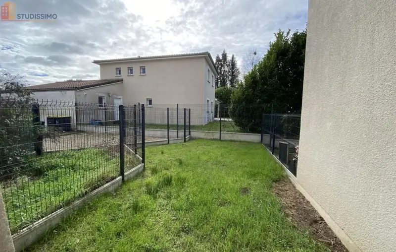 Studio meublé 29m² Tarbes - Meublé, DPE D - Photo 1