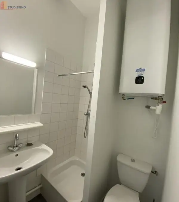 Studio meublé 28m² Tarbes 65000 - Meublé, 3e étage - Photo 6