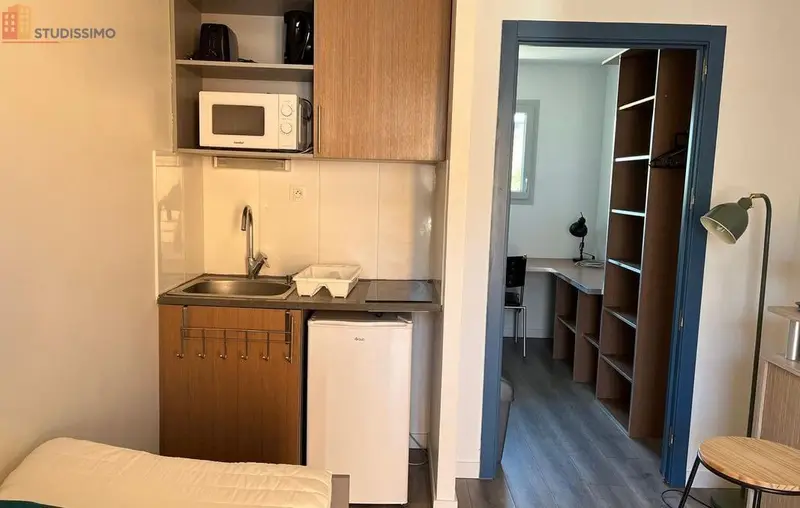 Studio meublé 16m² Tarbes - Lumineux, 3e étage - Photo 2