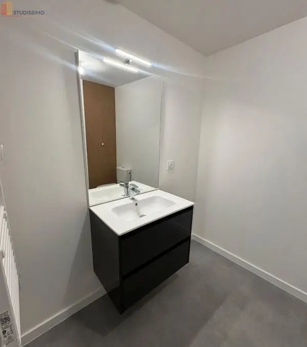 Studio 30m² Clermont-Ferrand 63100 - Photo 2