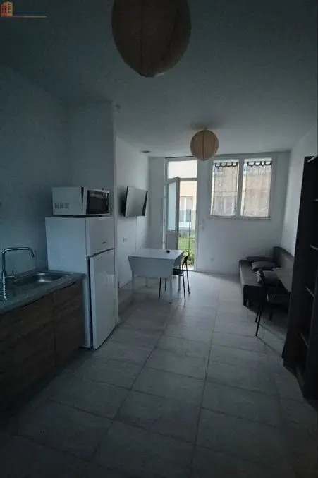 Studio 27m² Tarbes - Meublé, parking privé - Photo 5
