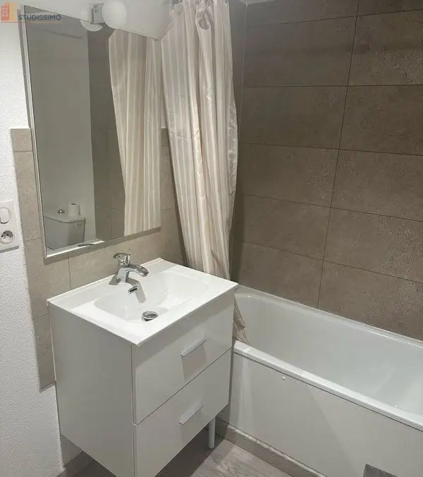 Studio 35m² Tarbes centre - Meublé, duplex - Photo 2