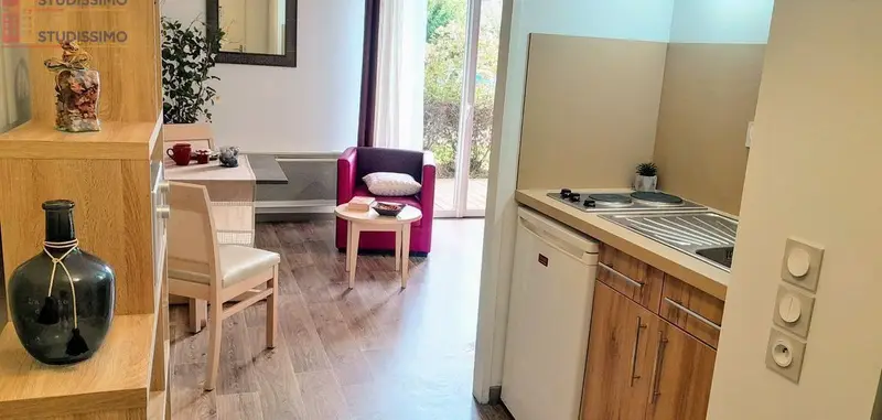 Studio meublé 30m² Tarbes - Balcon, parking - Photo 1