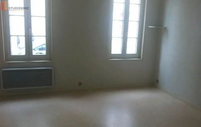 Studio 25m² Rochefort - quartier centre-ville - Photo 1