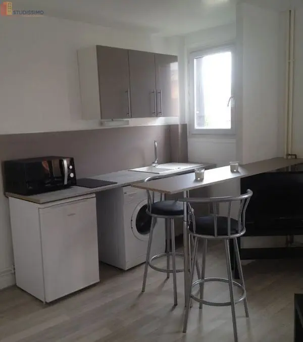 Studio 22m² Clermont-Ferrand 63000 - Meublé, balcon et parking - Photo 2