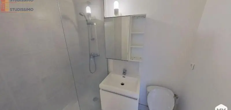 Studio meublé 35m² Clermont-Ferrand 63000 - Meublé, étage élevé - Photo 3