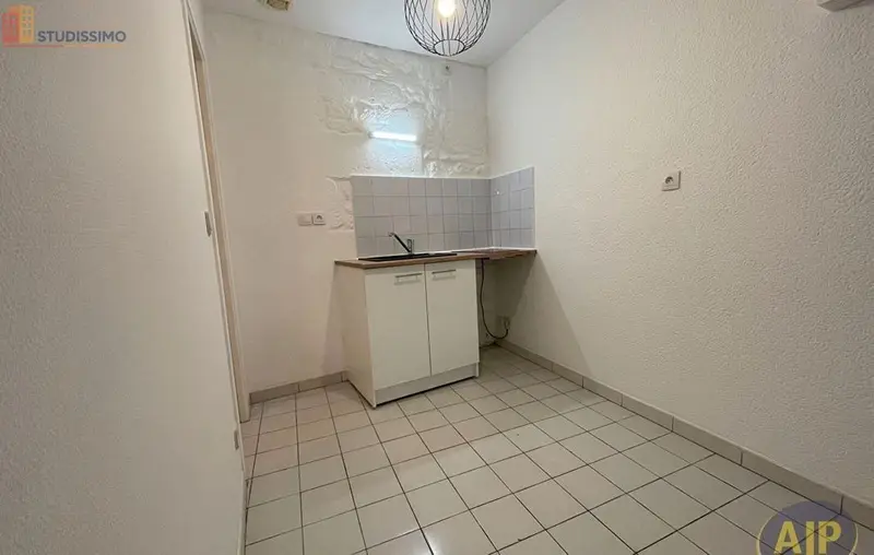 Studio 19m² Saintes - DPE D - Photo 4