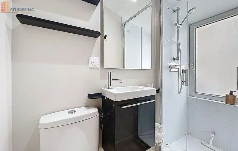 Studio 13m² Rochefort 17300 - DPE D, rentabilité 12% - Photo 1