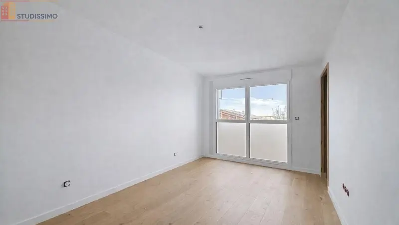 Studio 46m² La Rochelle - 2e étage, lumineux - Photo 3