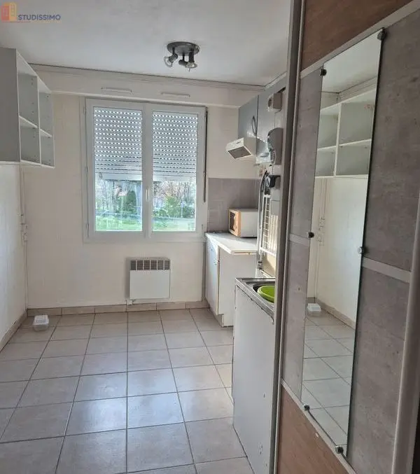 Studio 11m² La Rochelle - Étage 1/3, DPE E - Photo 1