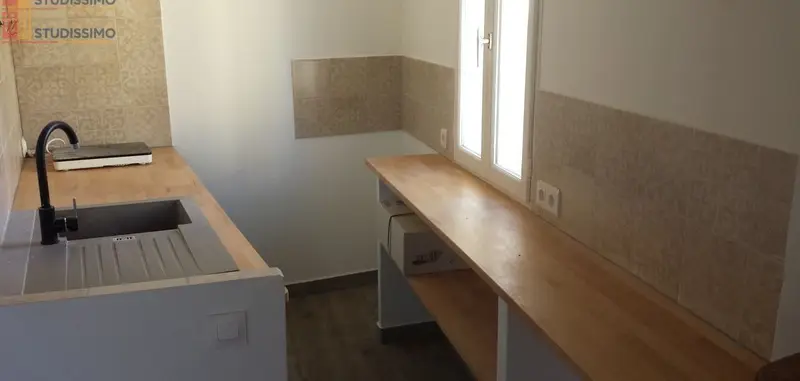 Studio 35m² Perpignan centre - Dernier étage, lumineux - Photo 2