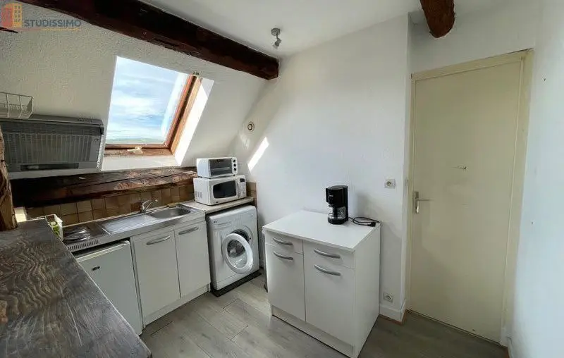 Studio meublé 31m² Clermont-Ferrand 63000 - Meublé, dernier étage - Photo 2