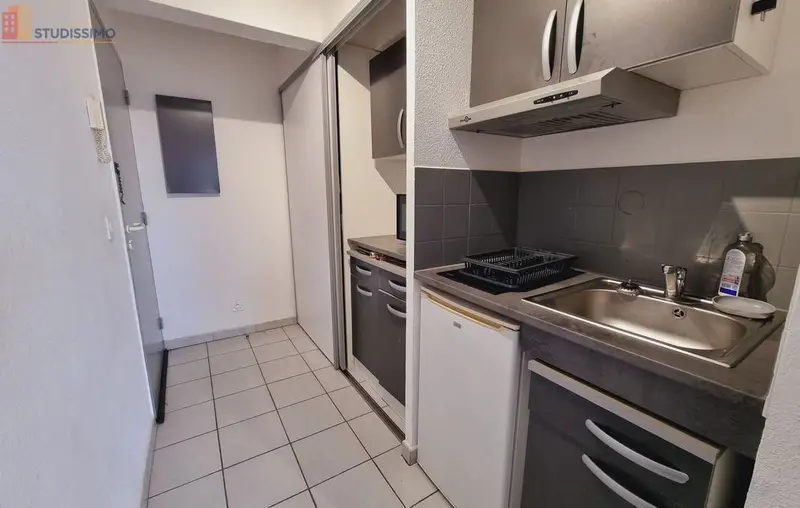 Studio meublé 20m² Perpignan 66100 - Lumineux, 6e étage - Photo 2