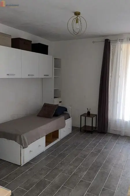 Studio meublé 18m² Perpignan - Balcon, parking - Photo 3