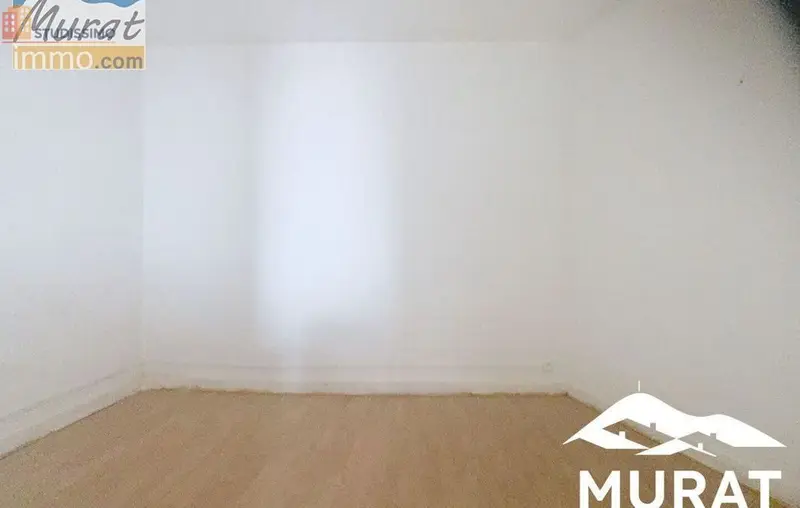 Studio 31m² Thiers 63300 - Photo 1
