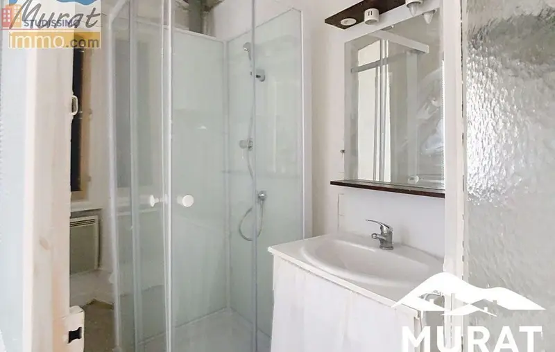 Studio 31m² Thiers 63300 - Photo 2