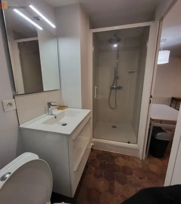 Studio meublé 29m² Clermont-Ferrand 63000 - Meublé, DPE D - Photo 2