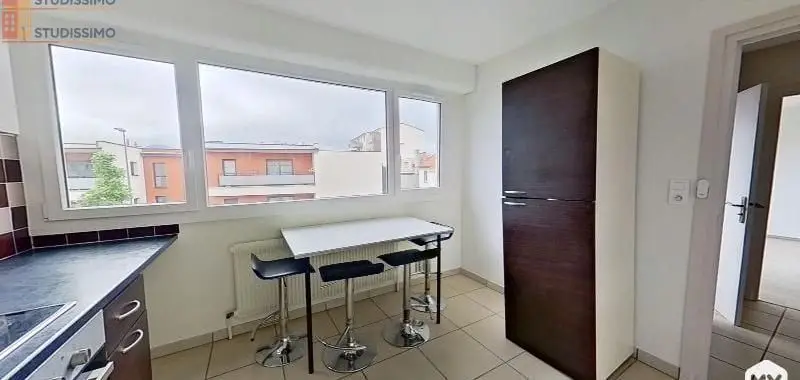 Studio 29m² Clermont-Ferrand - Étage 2, DPE D - Photo 4