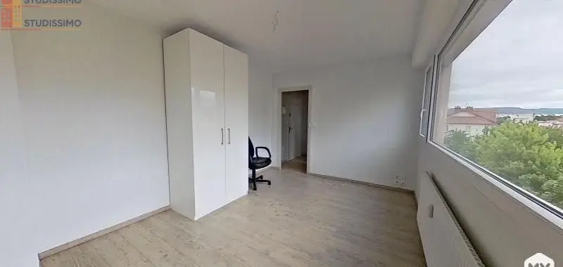 Studio 29m² Clermont-Ferrand - Étage 2, DPE D - Photo 2