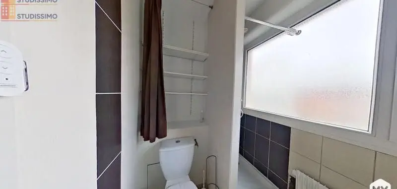 Studio 29m² Clermont-Ferrand - Étage 2, DPE D - Photo 1