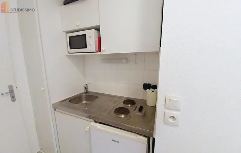 Studio meublé 18m² Clermont-Ferrand 63100 - Meublé, étage élevé - Photo 2