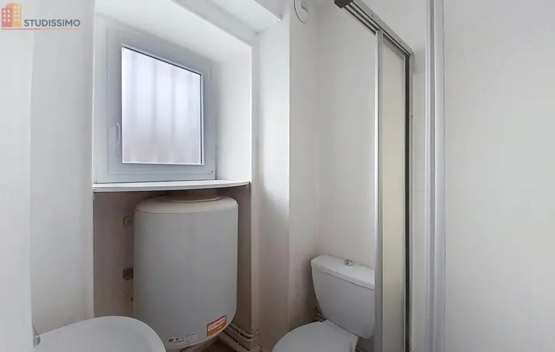 Studio 24m² Clermont-Ferrand 63000 - Photo 2