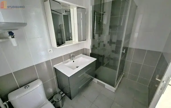 Studio meublé 18m² Clermont-Ferrand - Meublé, étage 2 - Photo 2