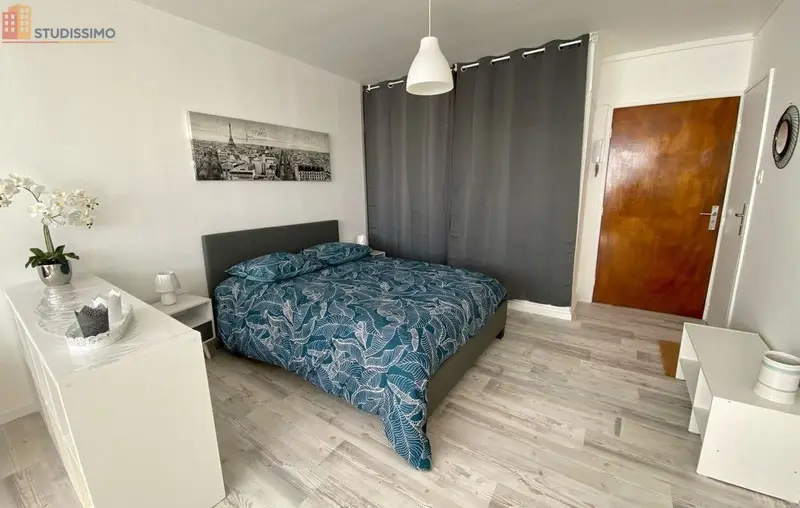 Studio meublé 35m² Clermont-Ferrand 63000 - Meublé, 6e étage - Photo 3
