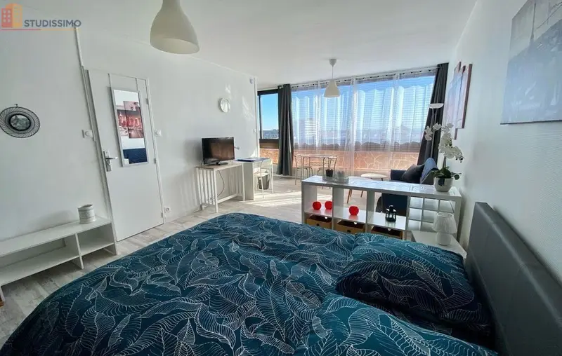Studio meublé 35m² Clermont-Ferrand 63000 - Meublé, 6e étage - Photo 4