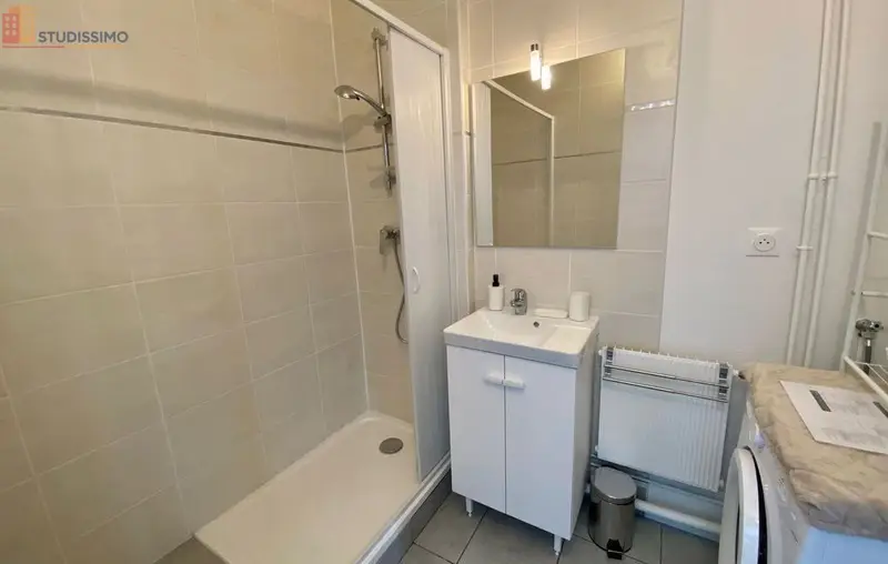 Studio meublé 35m² Clermont-Ferrand 63000 - Meublé, 6e étage - Photo 2