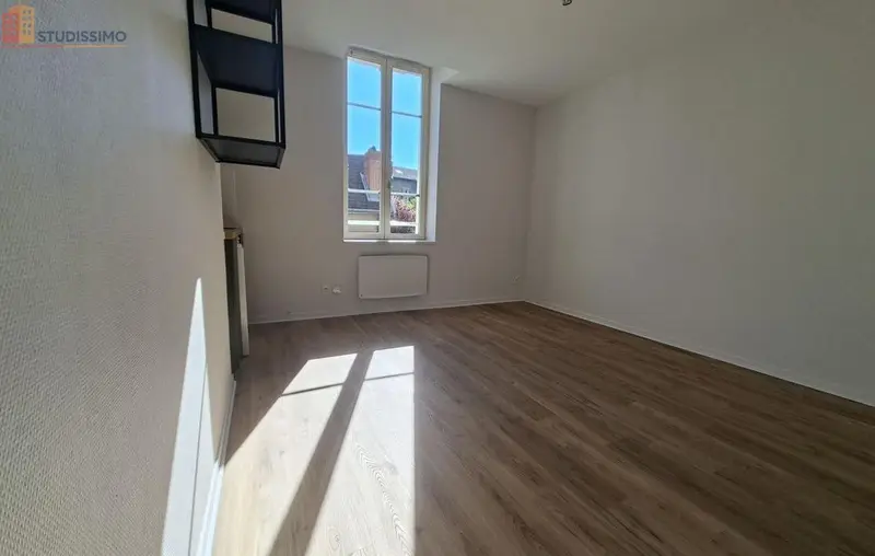 Studio 20m² Clermont-Ferrand 63000 - Étage 2, DPE C - Photo 1